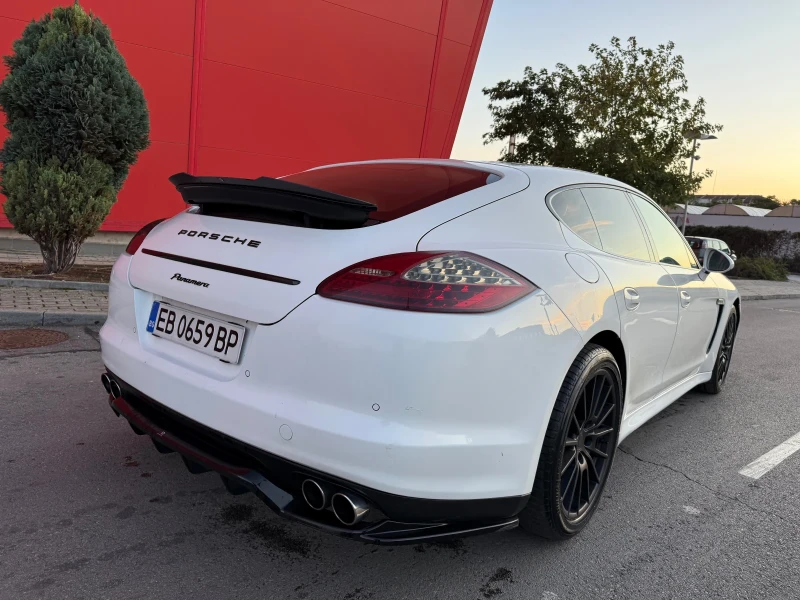 Porsche Panamera * 3.0D* GTS* Швейцария* Бяла* Перла, снимка 6 - Автомобили и джипове - 43989998