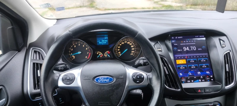 Ford Focus 1.6i LPG, снимка 11 - Автомобили и джипове - 47824187