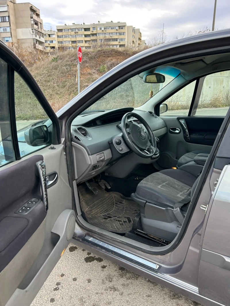 Renault Scenic, снимка 5 - Автомобили и джипове - 48075849