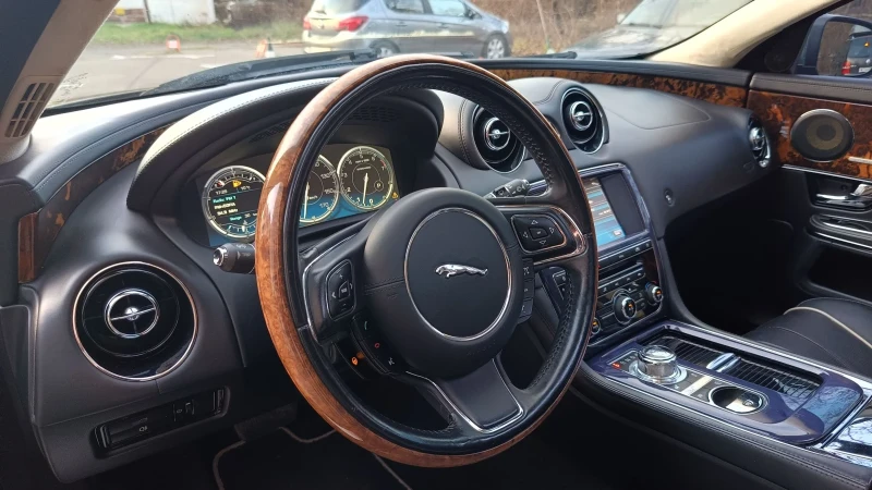 Jaguar Xj 5.0SC 510к.с. МАСАЖ, снимка 11 - Автомобили и джипове - 48472587