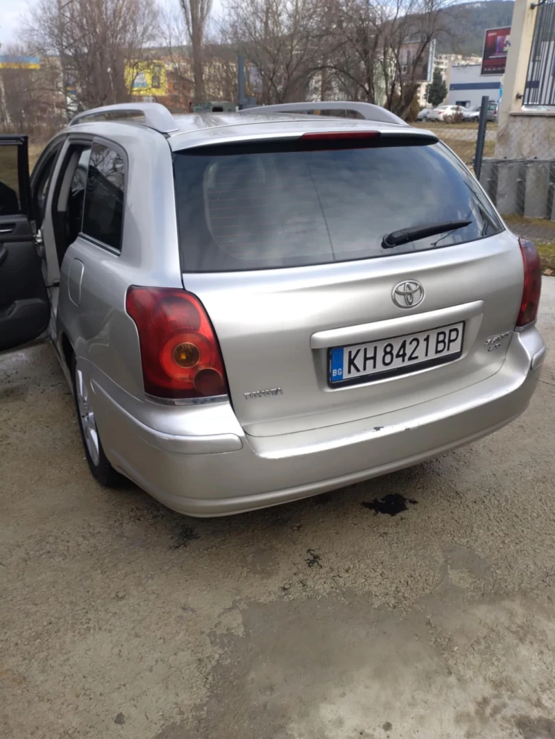 Toyota Avensis, снимка 5 - Автомобили и джипове - 49428509