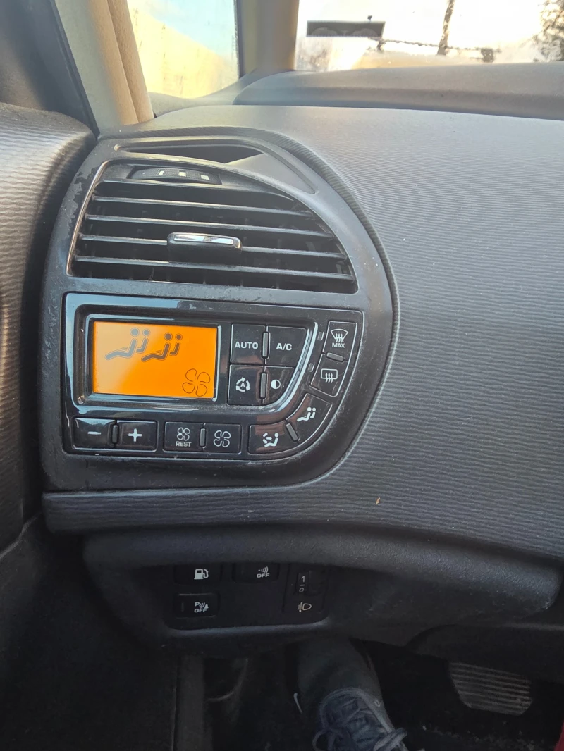 Citroen C4 Picasso Citroen Grand  Picasso Exclusive, снимка 13 - Автомобили и джипове - 52623409