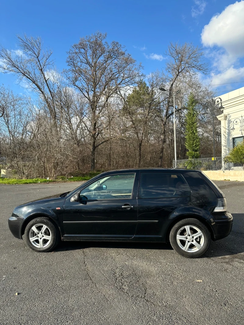 VW Golf, снимка 7 - Автомобили и джипове - 53032530