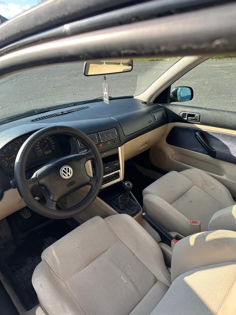 VW Golf, снимка 8 - Автомобили и джипове - 53032530