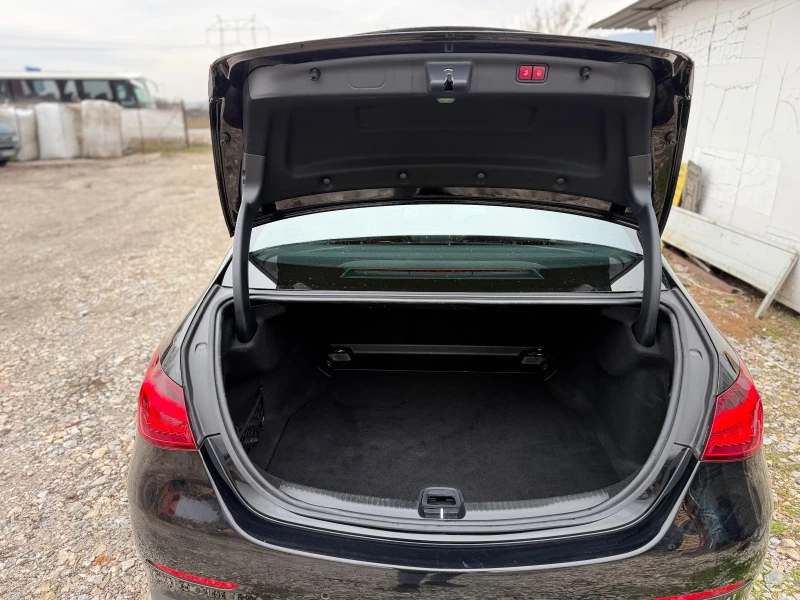 Mercedes-Benz C 300 Хедап 4х4 Дистр Панора AMG LINE 27000 km 360kam, снимка 9 - Автомобили и джипове - 53416444