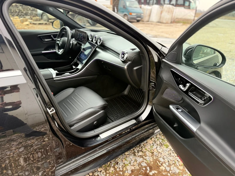 Mercedes-Benz C 300 Хедап 4х4 Дистр Панора AMG LINE 27000 km 360kam, снимка 11 - Автомобили и джипове - 53416444