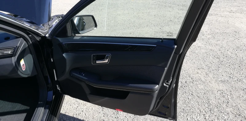 Mercedes-Benz E 220 w212, снимка 13 - Автомобили и джипове - 53421871
