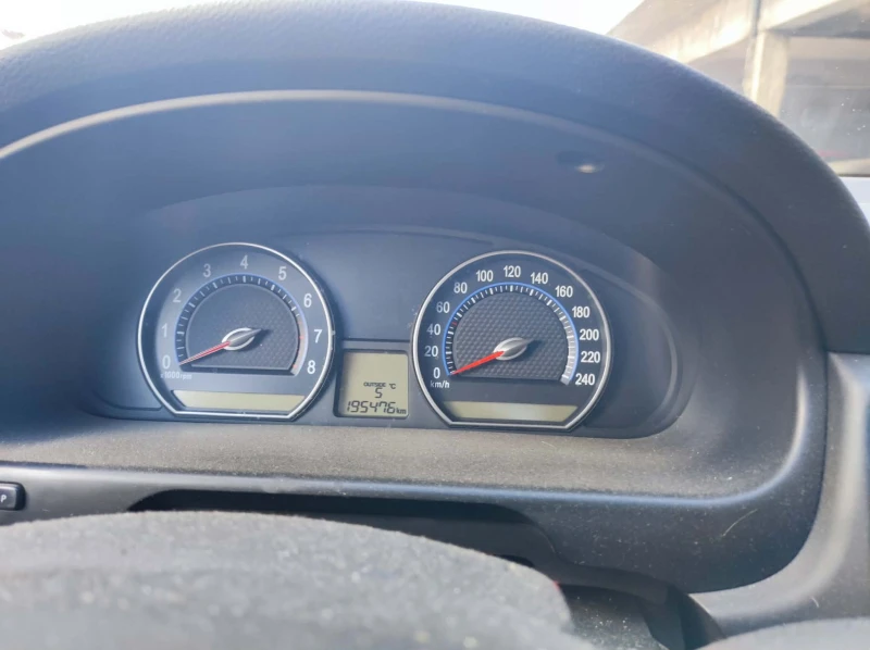 Kia Magentis, снимка 3 - Автомобили и джипове - 53494456