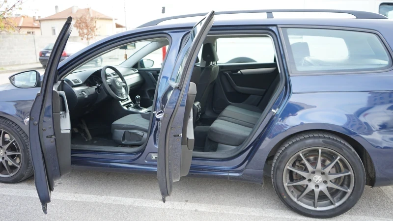 VW Passat, снимка 9 - Автомобили и джипове - 53151749