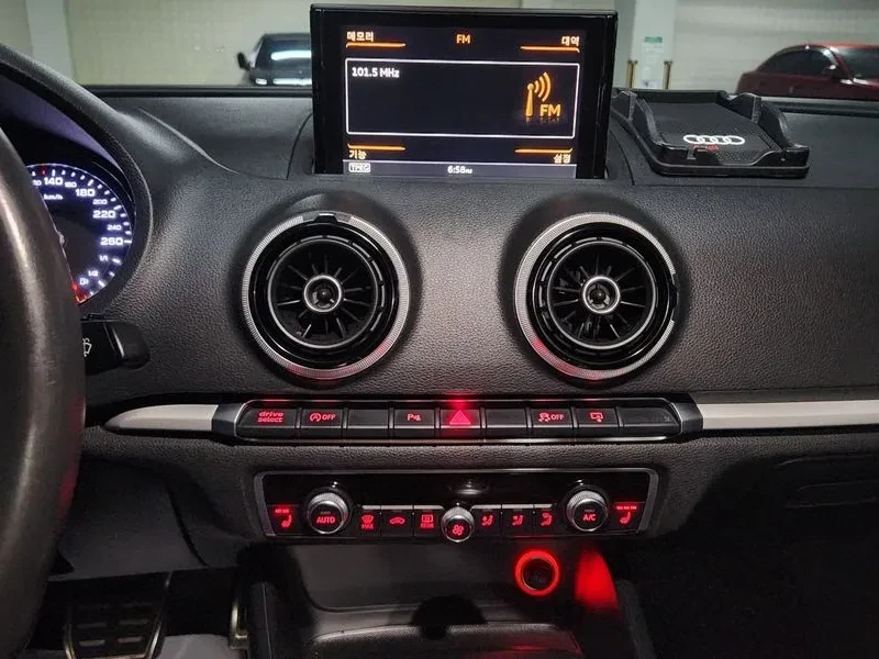 Audi A3 2.0 TDI, снимка 16 - Автомобили и джипове - 55006379