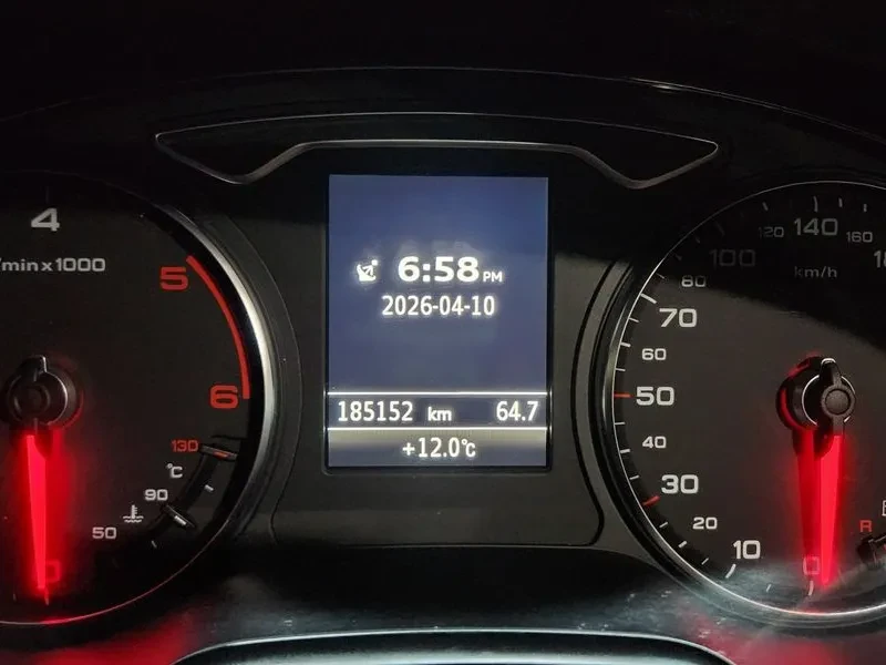 Audi A3 2.0 TDI, снимка 15 - Автомобили и джипове - 55006379