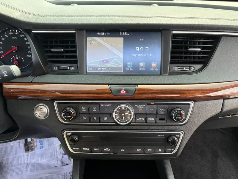 Kia K7 3.0 Lpi Luxury, снимка 13 - Автомобили и джипове - 55898492