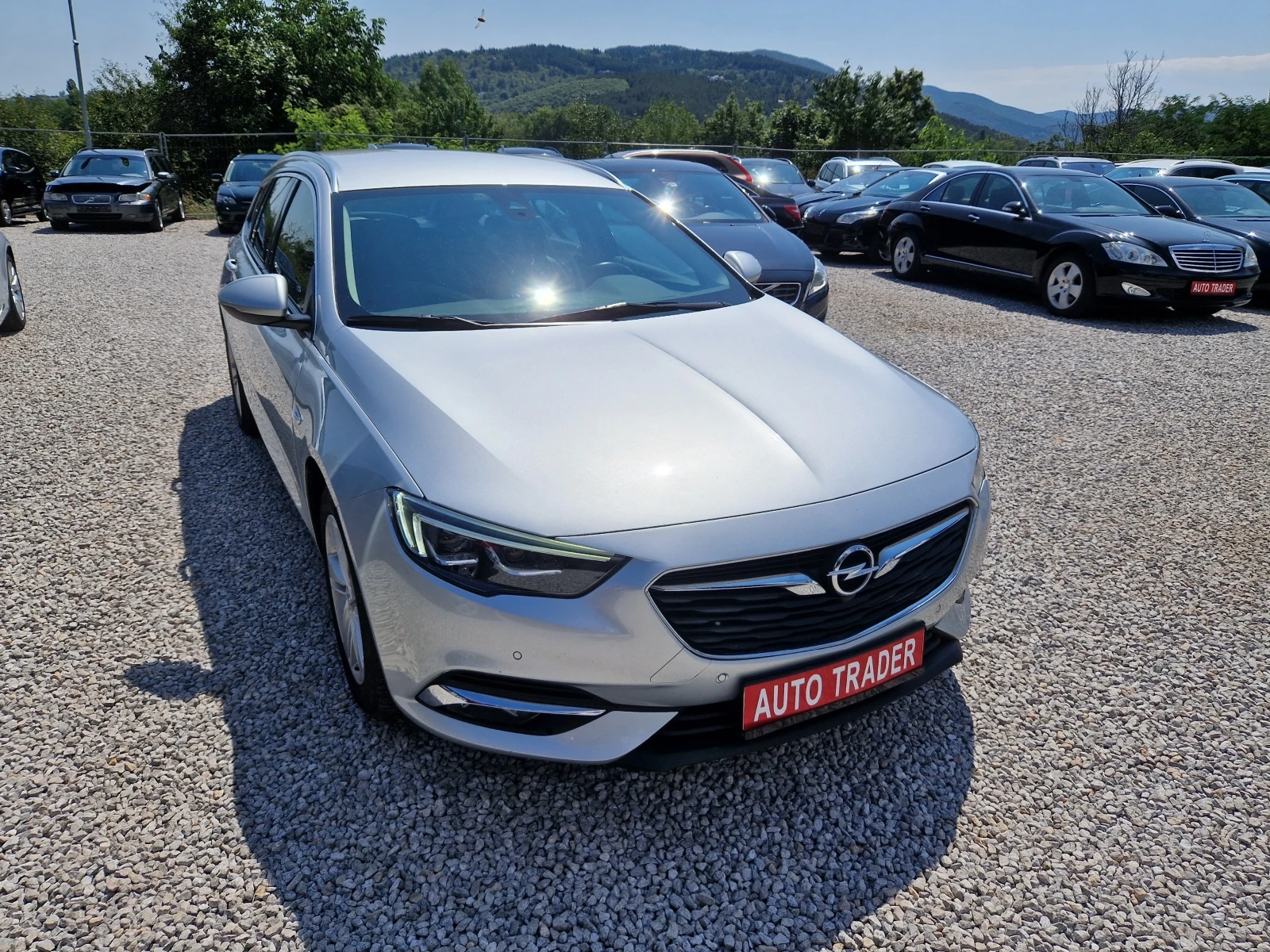 Opel Insignia 2.0CDTI-210кс.4X4 - изображение 3