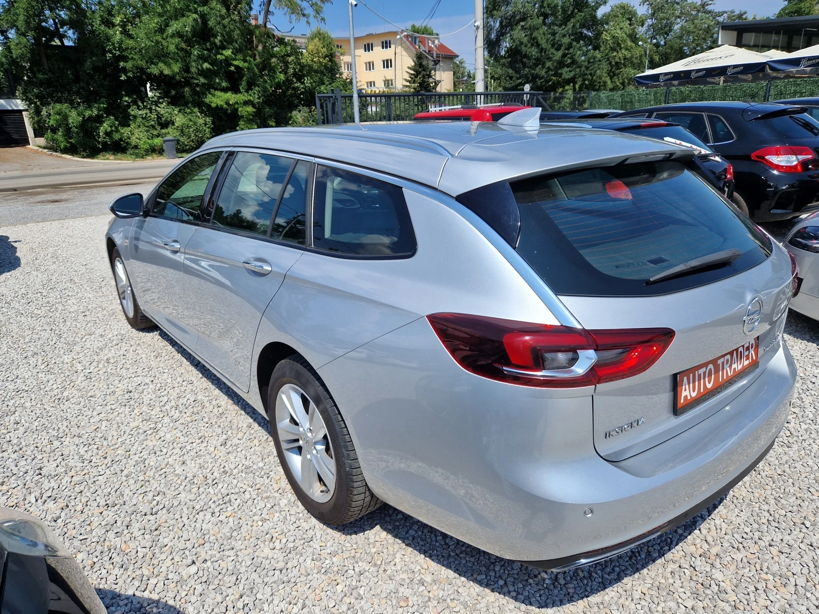 Opel Insignia 2.0CDTI-210кс.4X4 - изображение 9