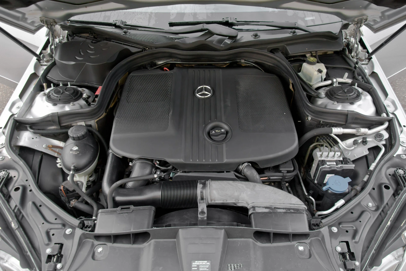 Mercedes-Benz E 250 cdi * Avantgarde*  | Mobile.bg — изображение 17