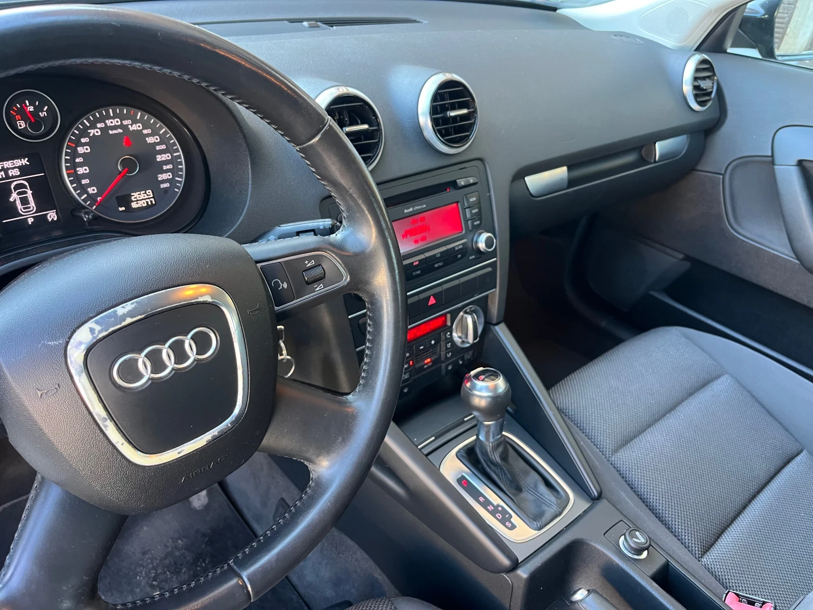 Audi A3 Sportback S-Tronic - изображение 8