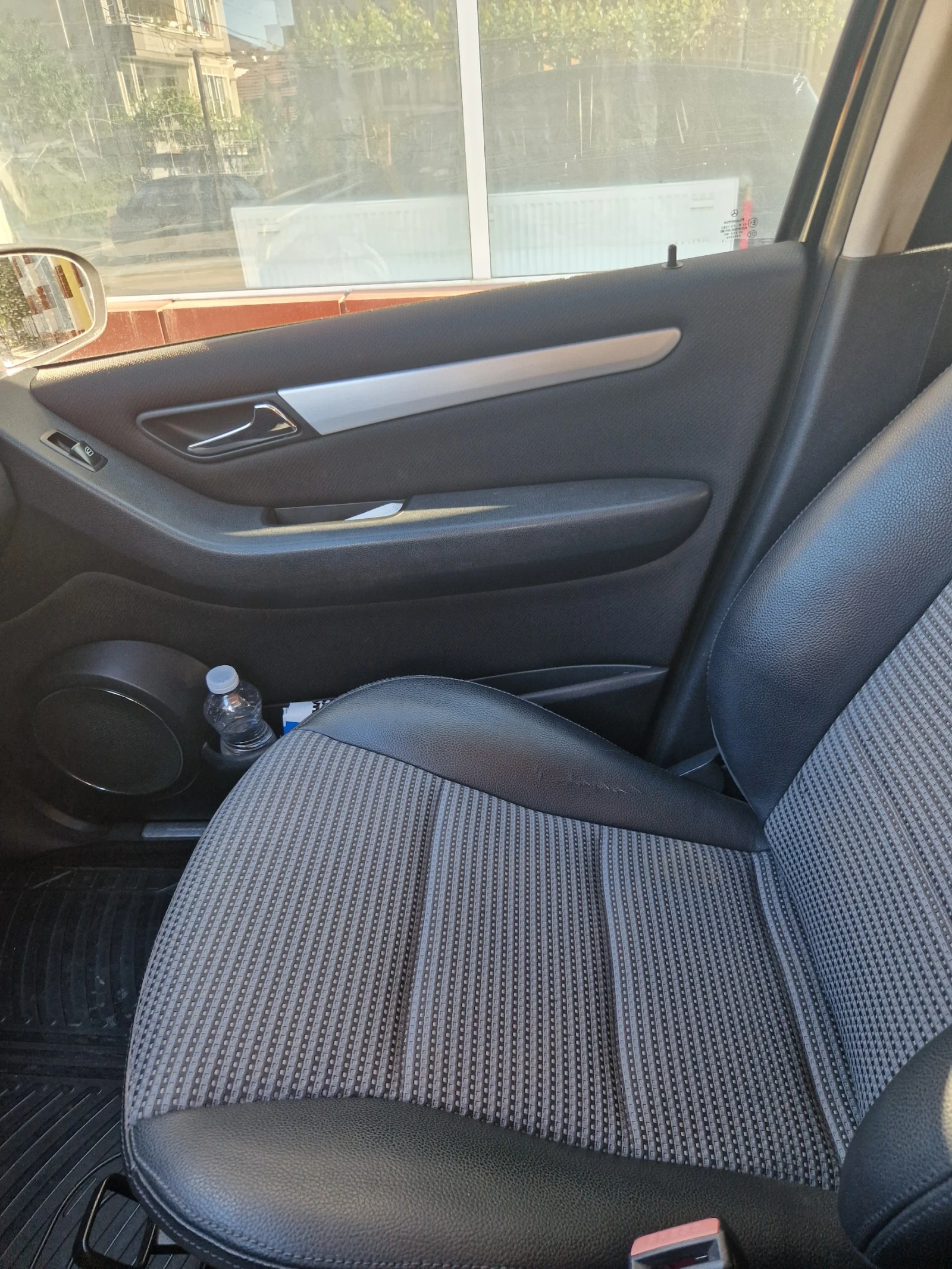 Mercedes-Benz B 200  - изображение 2