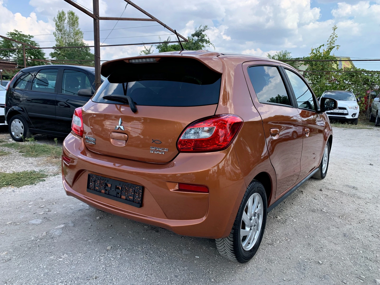 Mitsubishi Space star 1.2i АВТОМАТИК - изображение 4