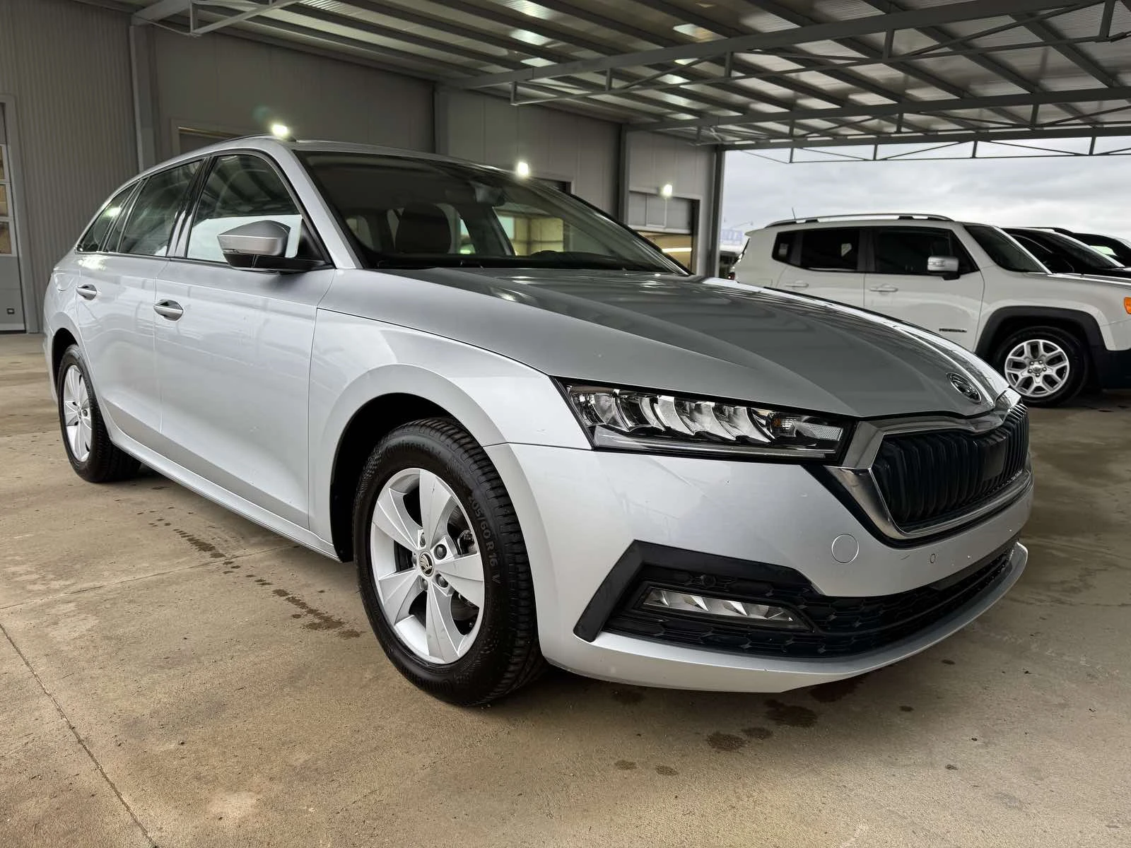 Skoda Octavia 2.0 TDI* 150ps* 170.* DISTR* *  | Mobile.bg   5