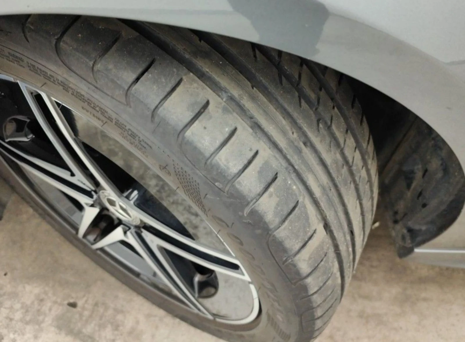 Mercedes-Benz C 300 e AMG.360 KAMERA.LED.ACC.PANORAMA - изображение 5