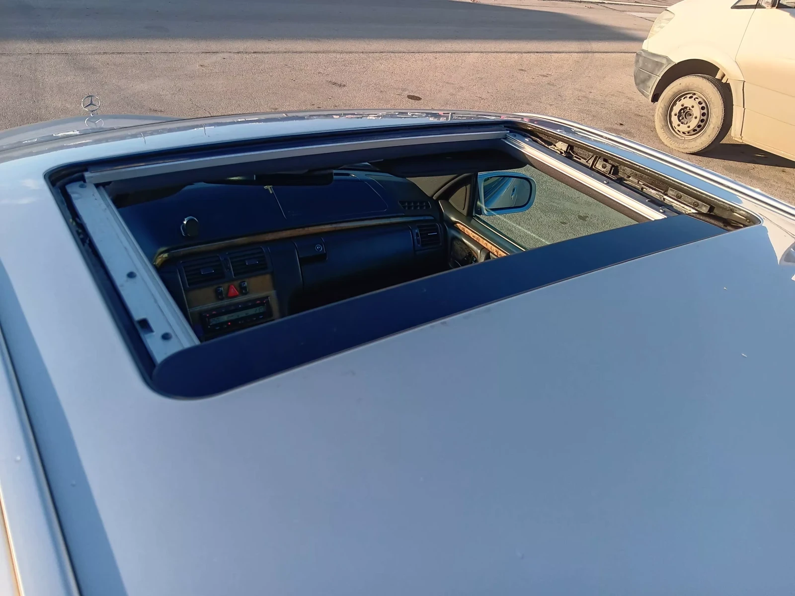 Mercedes-Benz E 320 CDI - изображение 9