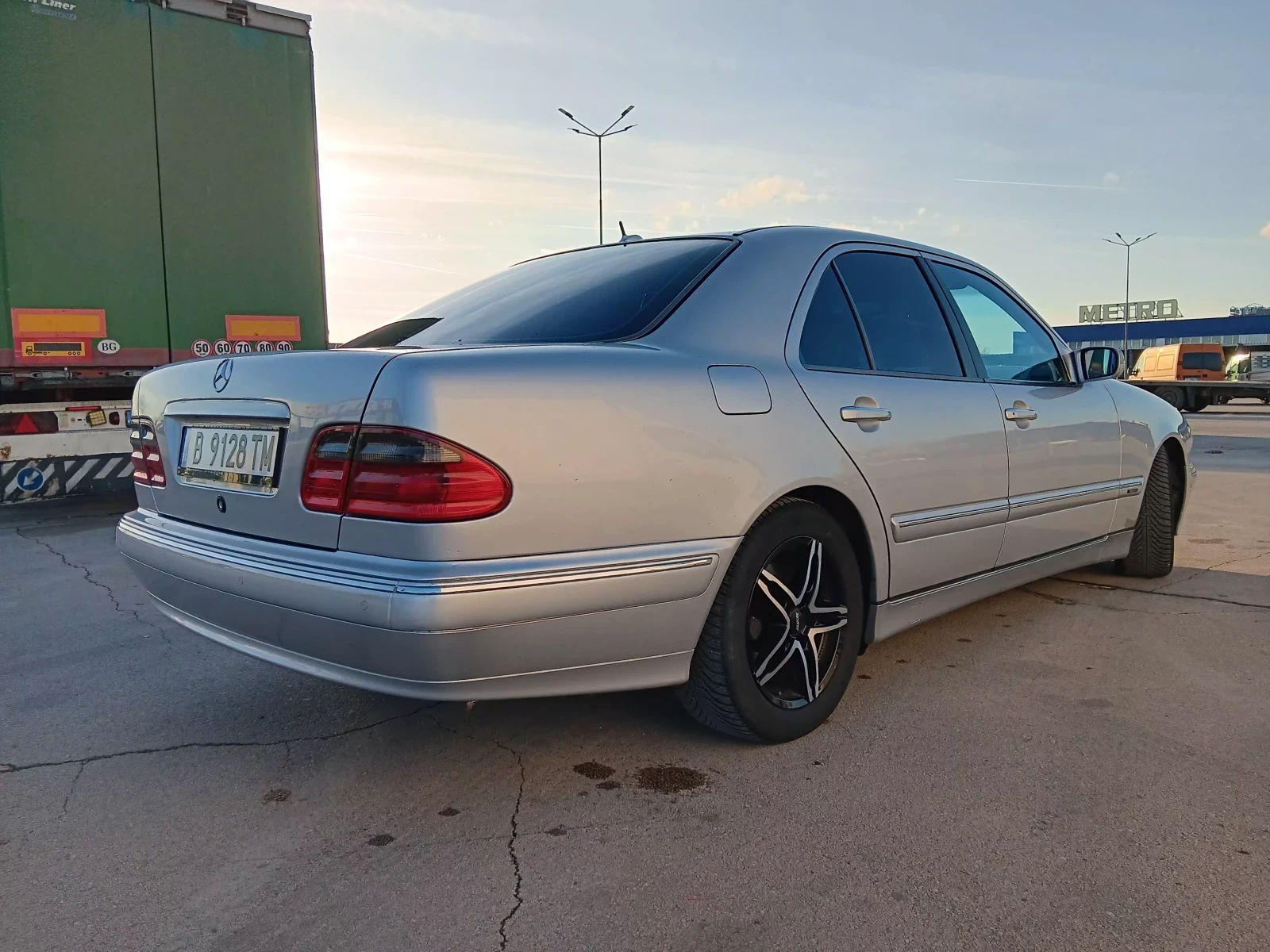 Mercedes-Benz E 320 CDI - изображение 3