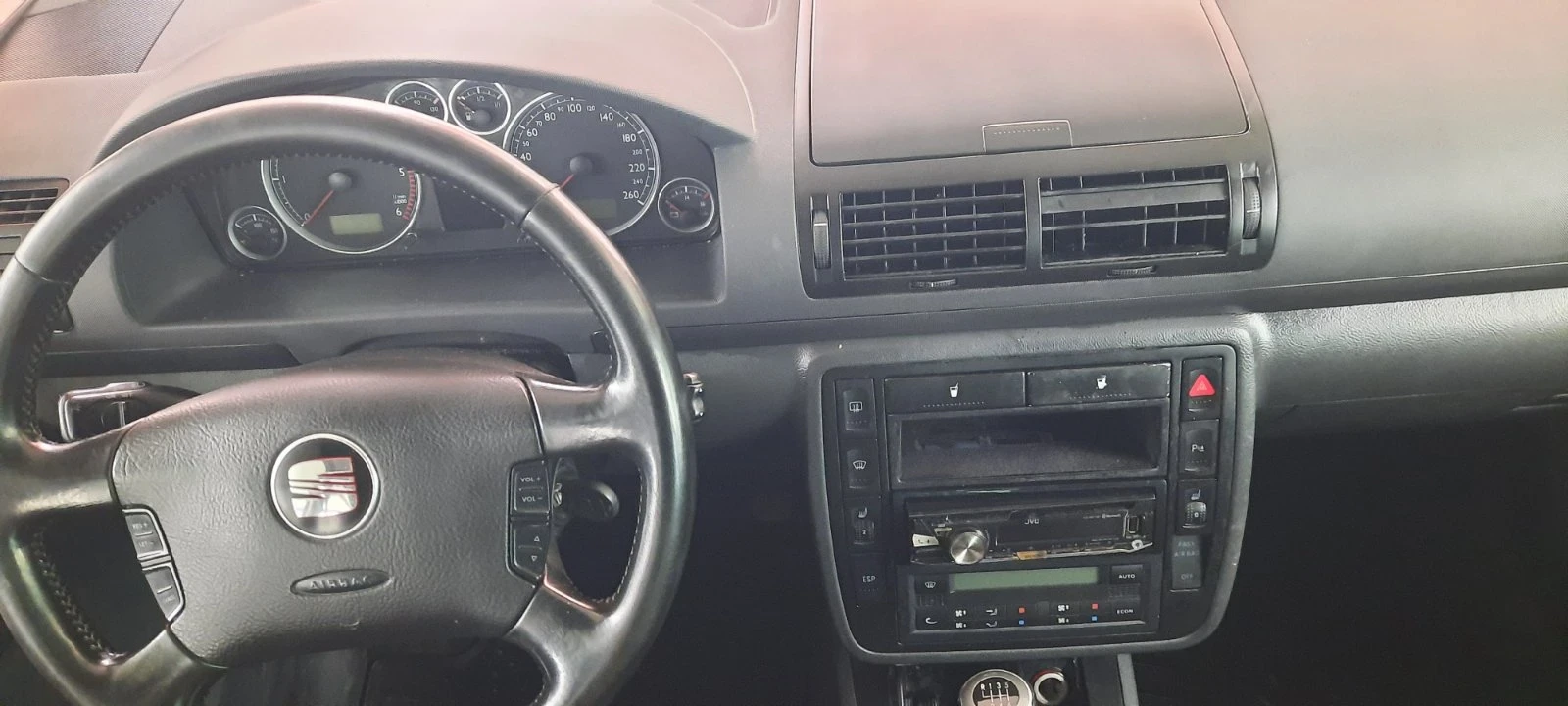 Seat Alhambra 2.0 TDI 140PS - изображение 6