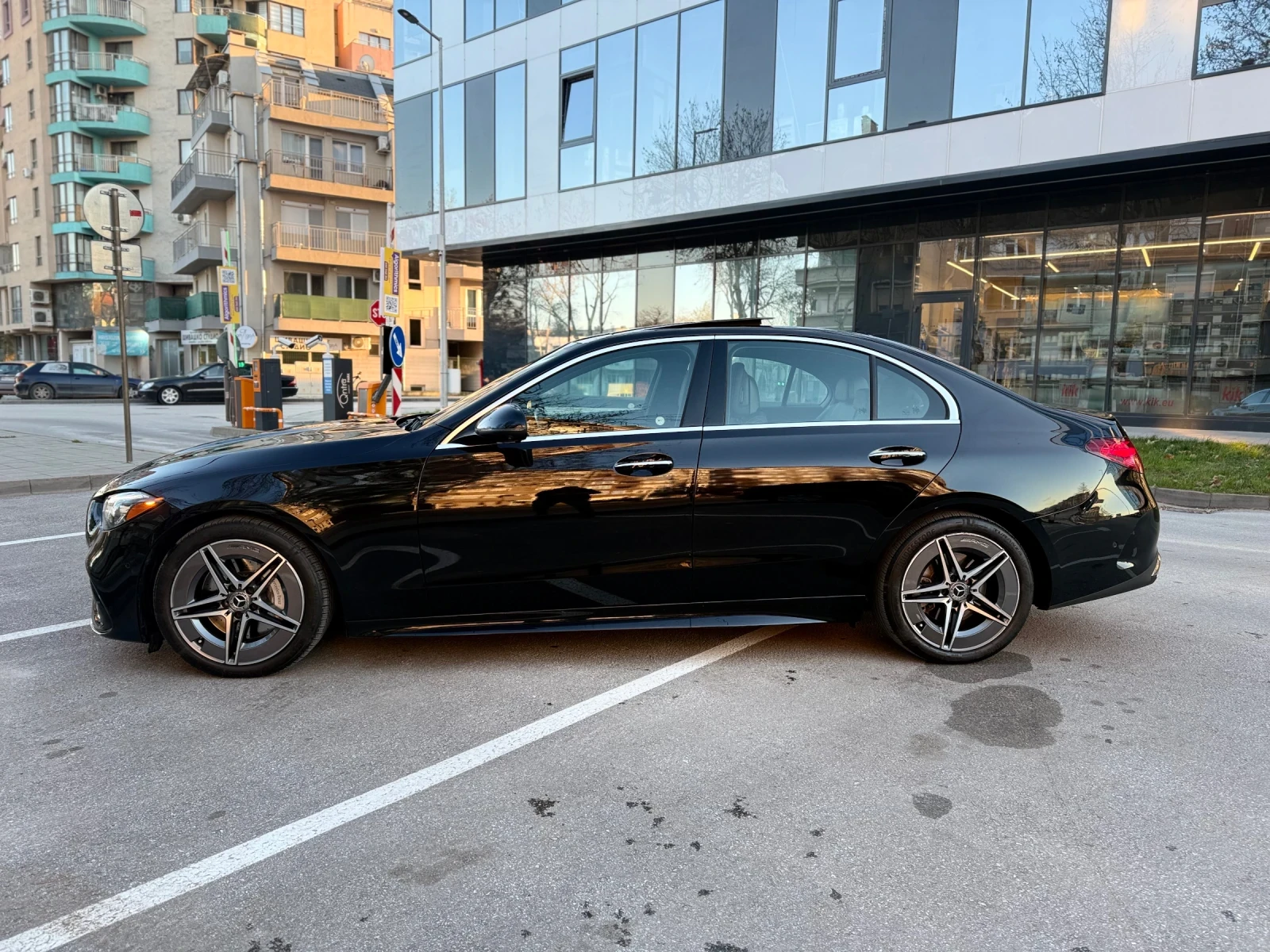 Mercedes-Benz C 300 ����� 4�4 ����� ������ AMG LINE 27000 km 360kam | Mobile.bg � ����������� 4
