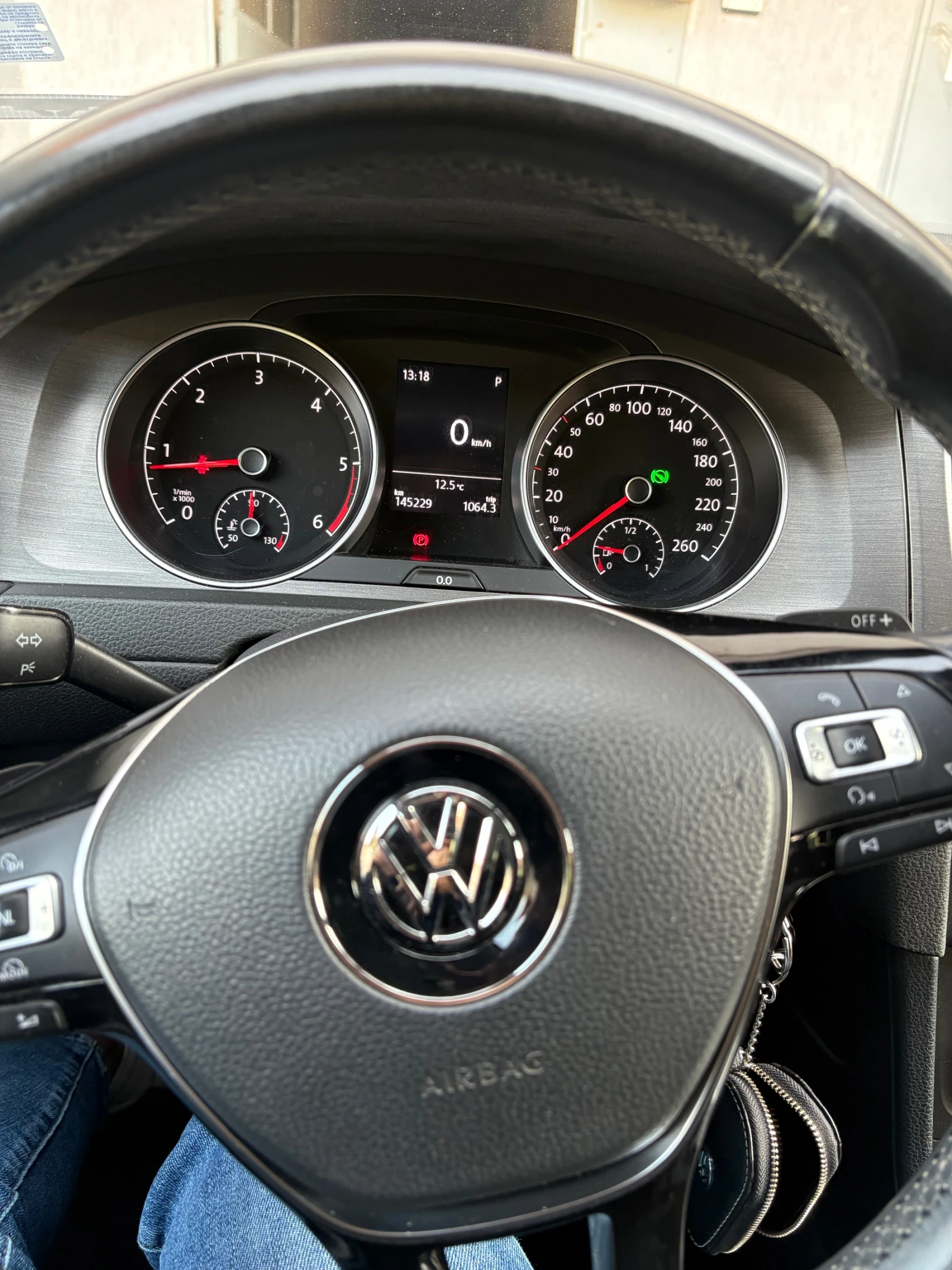 VW Golf, снимка 5 - Автомобили и джипове - 53844864
