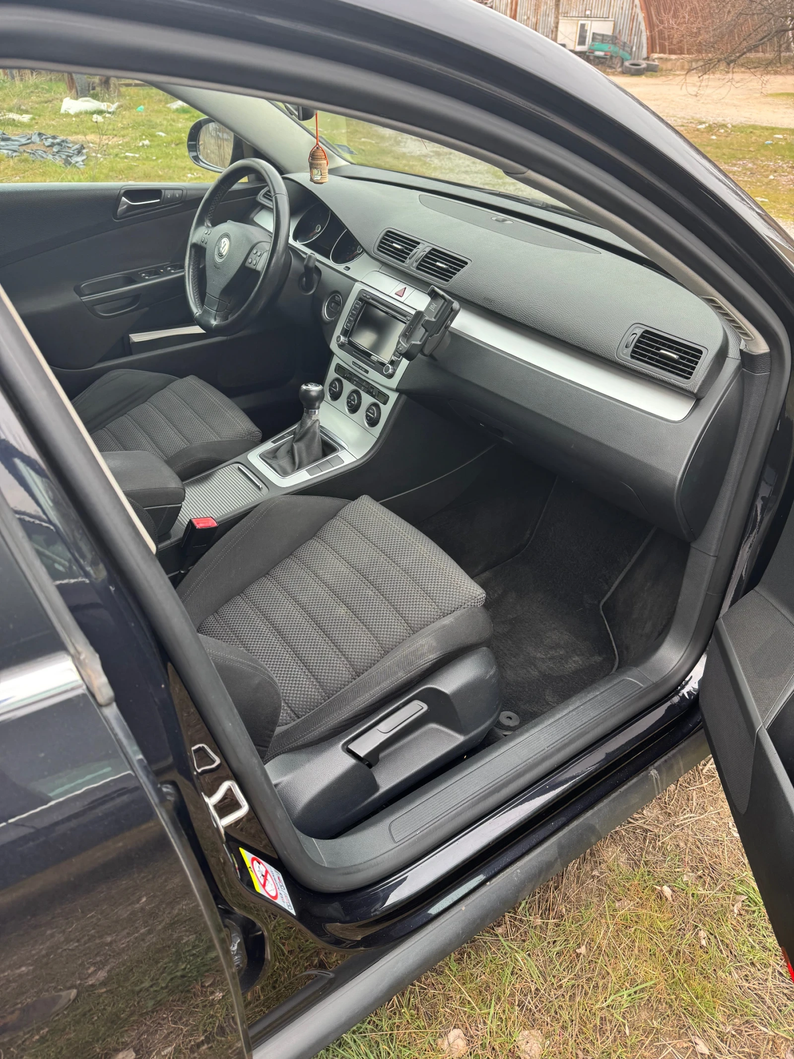 VW Passat VW Passat B6 Highline variant 2.0 TDI 170 к.с Comm, снимка 10 - Автомобили и джипове - 53943596