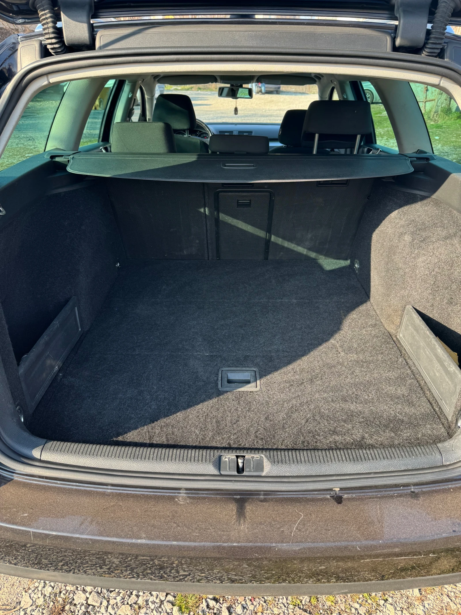 VW Passat VW Passat B6 Highline variant 2.0 TDI 170 к.с Comm, снимка 13 - Автомобили и джипове - 53943596