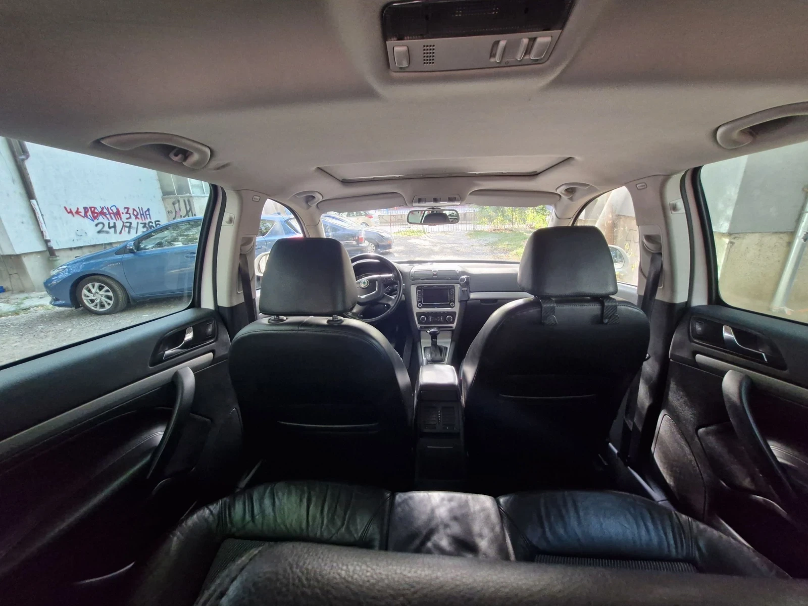 Skoda Octavia, снимка 8 - Автомобили и джипове - 54093457