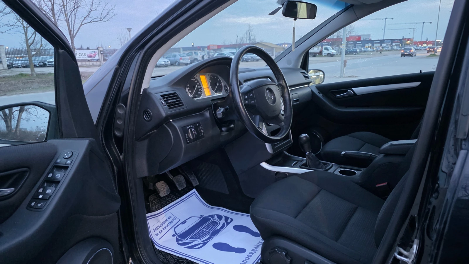Mercedes-Benz B 150 БЕЗУПРЕЧНА , снимка 6 - Автомобили и джипове - 54568759
