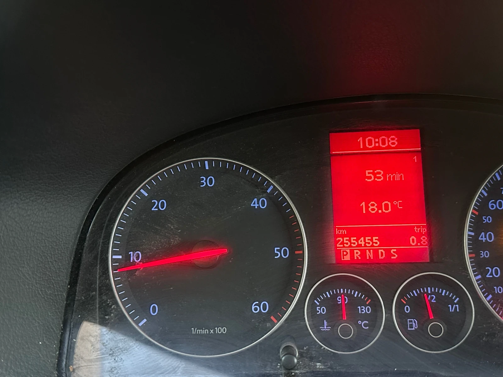 VW Touran 2.0TDI, Автоматик, снимка 13 - Автомобили и джипове - 54598424
