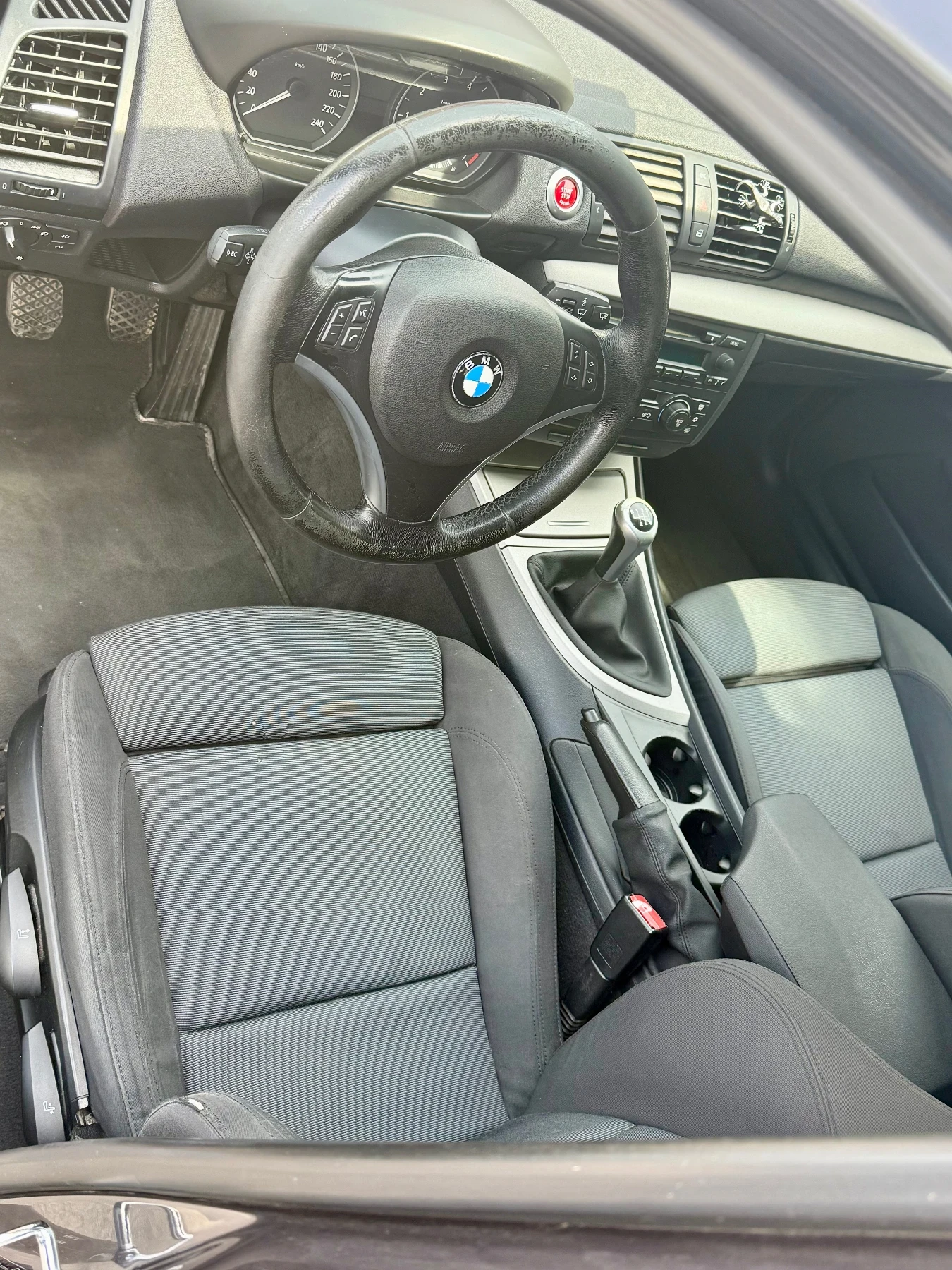 BMW 118 i, снимка 7 - Автомобили и джипове - 54608980