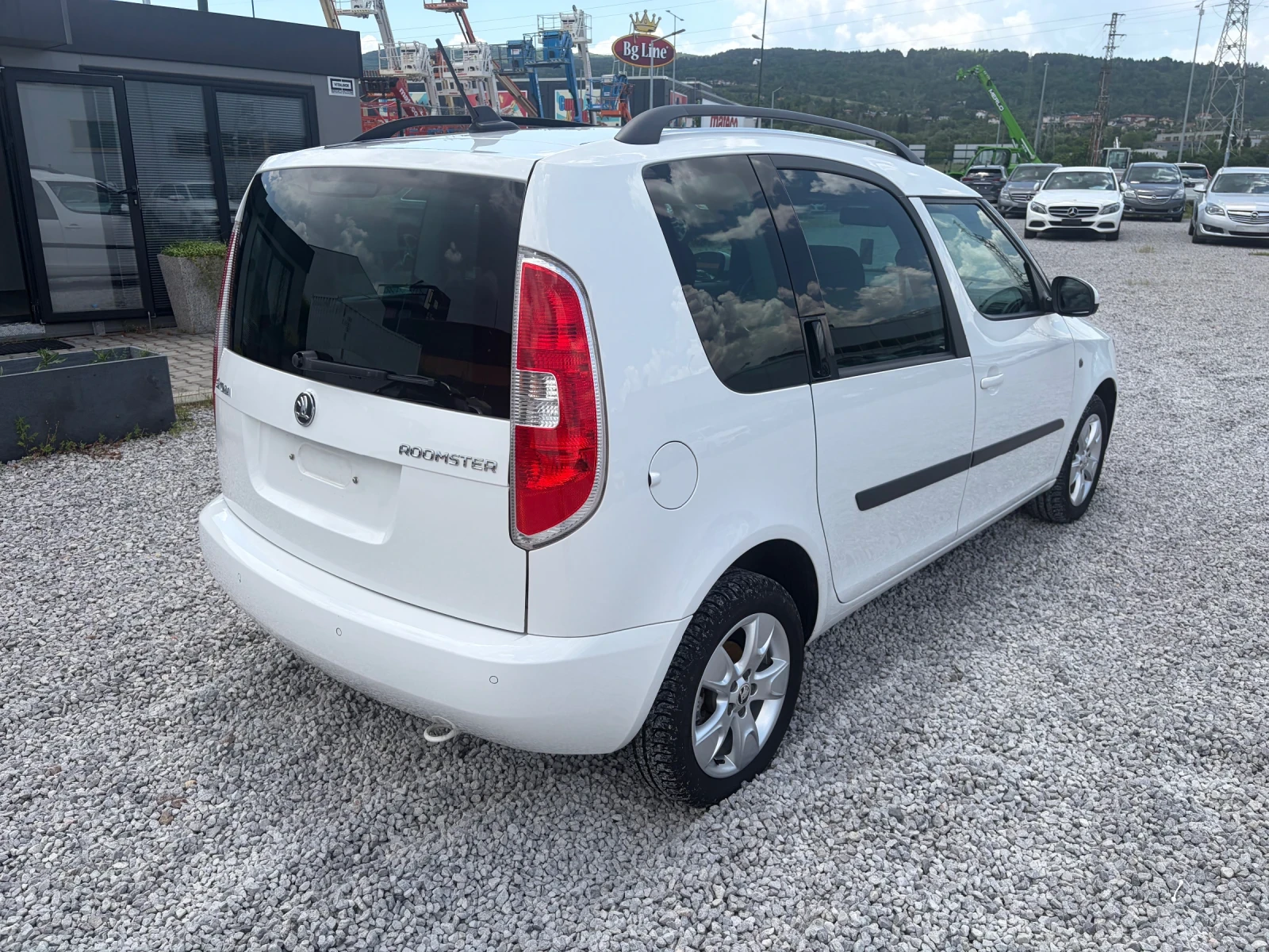Skoda Roomster Elegance 1.2TSI-105k.c./DSG-7, Panorama, Navi./, снимка 6 - Автомобили и джипове - 54710565