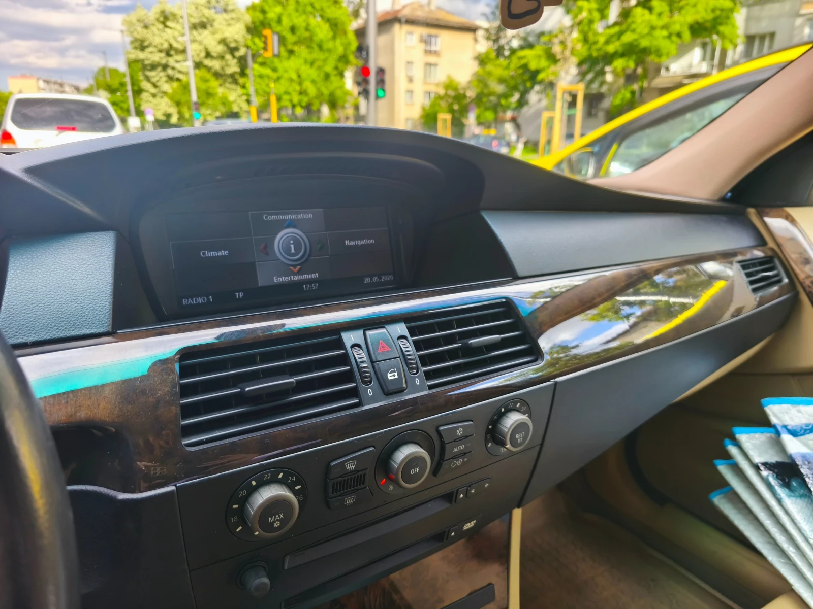 BMW 530 E60, снимка 8 - Автомобили и джипове - 54702898