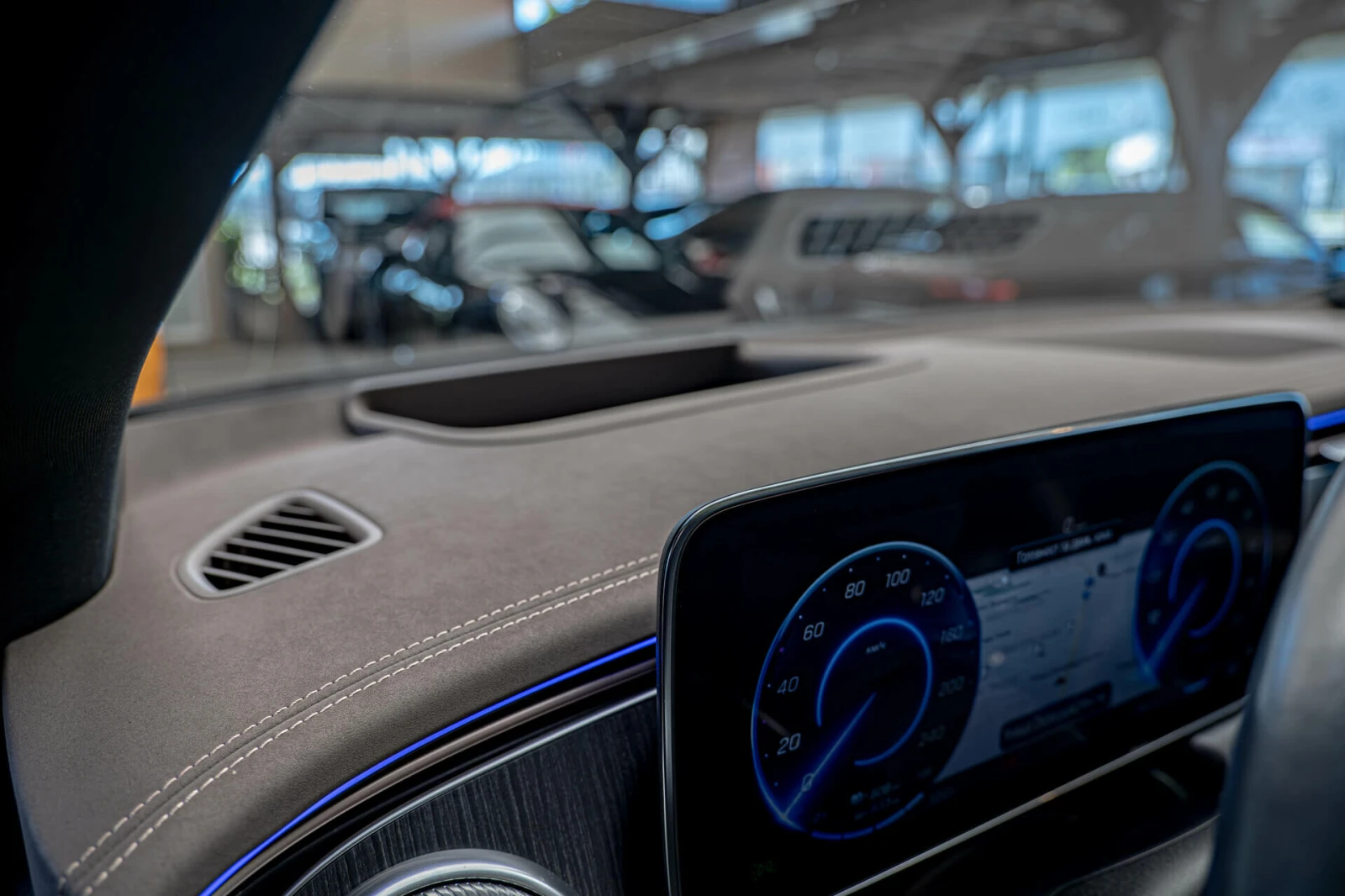 Mercedes-Benz EQS 450+ /Burmester/Подгрев/AirMatic/Virtual/AmbientPl, снимка 11 - Автомобили и джипове - 55062735