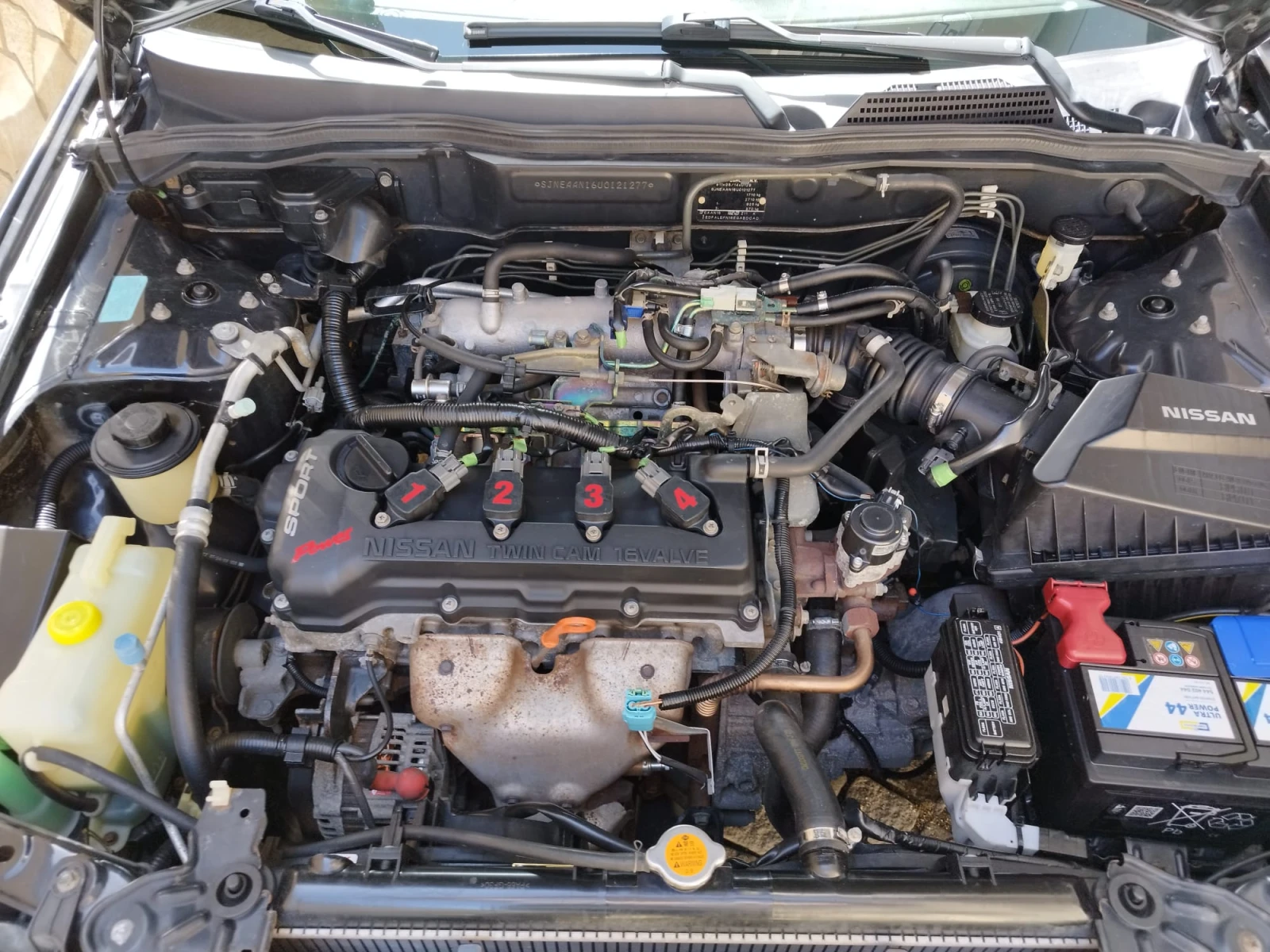 Nissan Almera, снимка 7 - Автомобили и джипове - 55892379