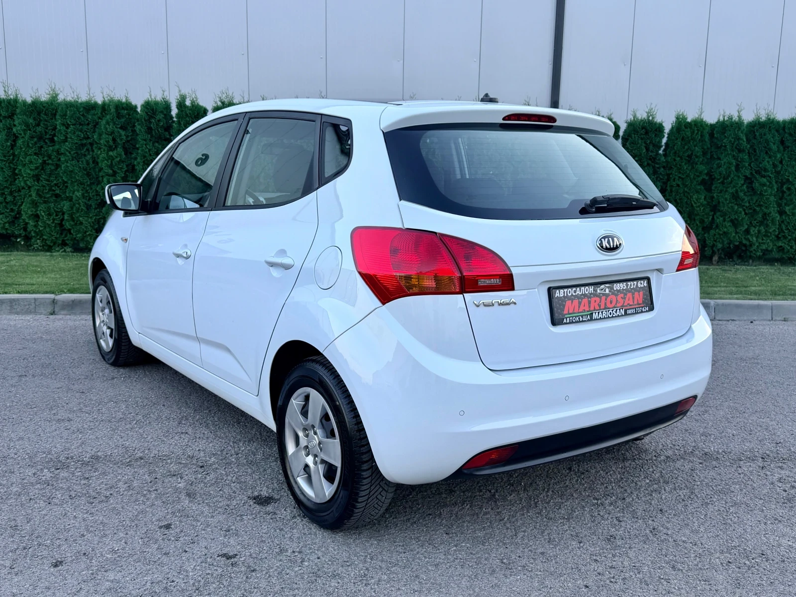 Kia Venga 1.4i | ИТАЛИЯ | ПАНОРАМА | СЕРВИЗНА ИСТОРИЯ, снимка 4 - Автомобили и джипове - 55962019