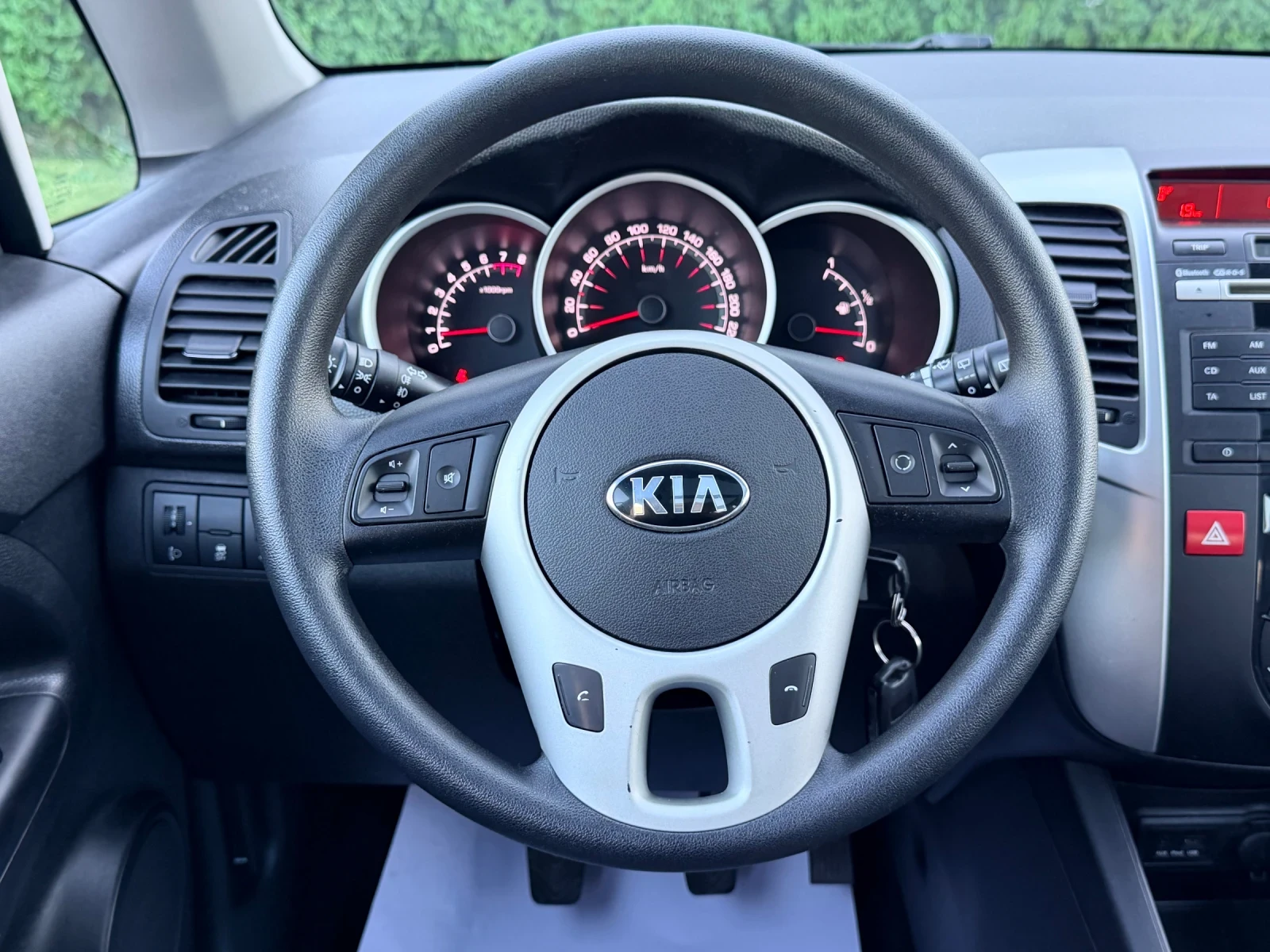 Kia Venga 1.4i | ИТАЛИЯ | ПАНОРАМА | СЕРВИЗНА ИСТОРИЯ, снимка 11 - Автомобили и джипове - 55962019