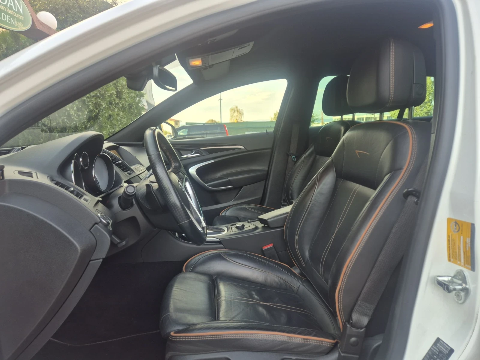 Opel Insignia CDTI//4x4//ШВЕЙЦАРИЯ//АВТОМАТИК, снимка 10 - Автомобили и джипове - 56162360