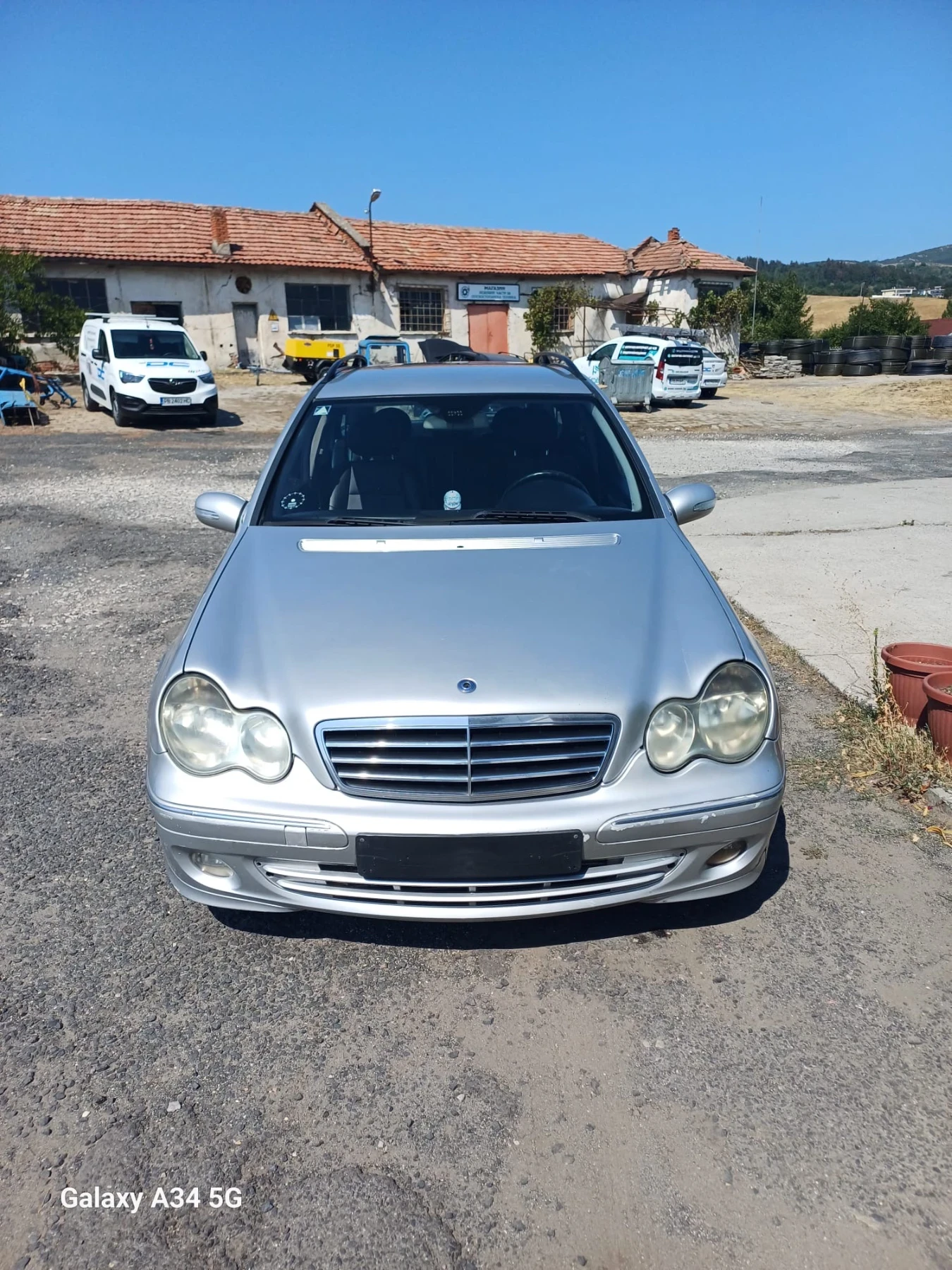 Mercedes-Benz 220 2.2, снимка 2 - Автомобили и джипове - 56258226
