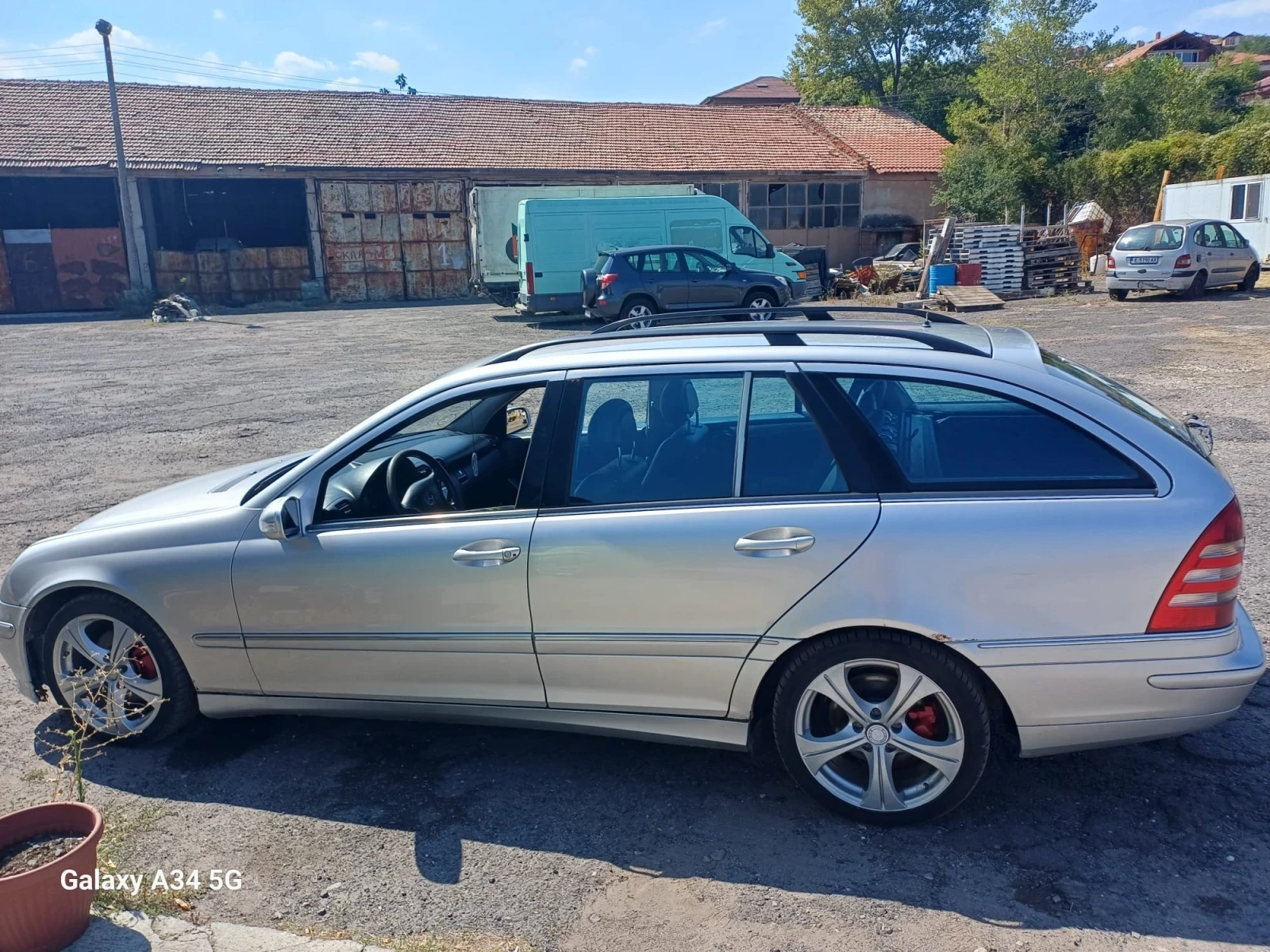 Mercedes-Benz 220 2.2, снимка 3 - Автомобили и джипове - 56258226