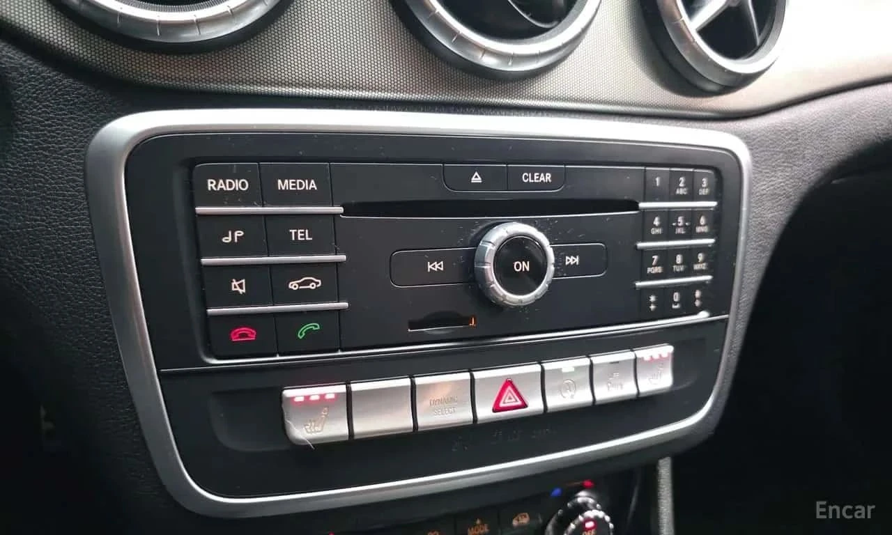 Mercedes-Benz CLA, снимка 17 - Автомобили и джипове - 56689580