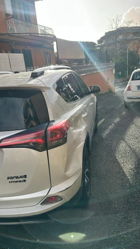 Toyota Rav4 2.5HYBRID, снимка 3