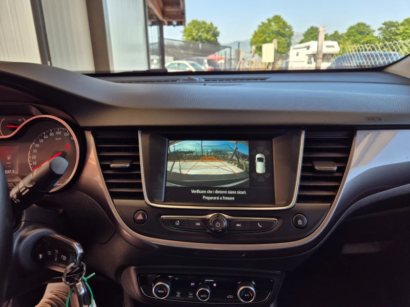 Opel Crossland X 1.2i* Gaz-ingekzion* , снимка 15 - Автомобили и джипове - 50691145