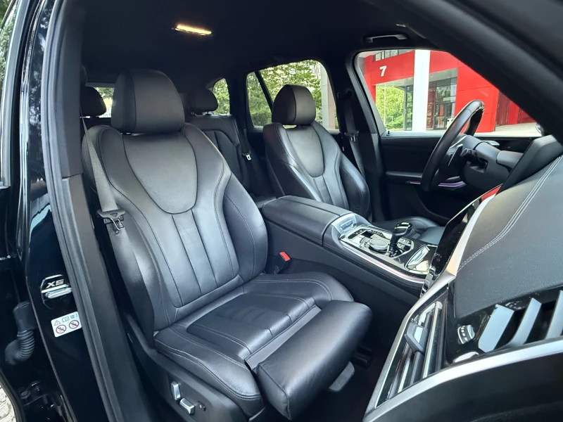 BMW X5 XDrive 3.0d, M-pack, Laser, HUD, H/K, 360* , ACC, снимка 11 - Автомобили и джипове - 52668705