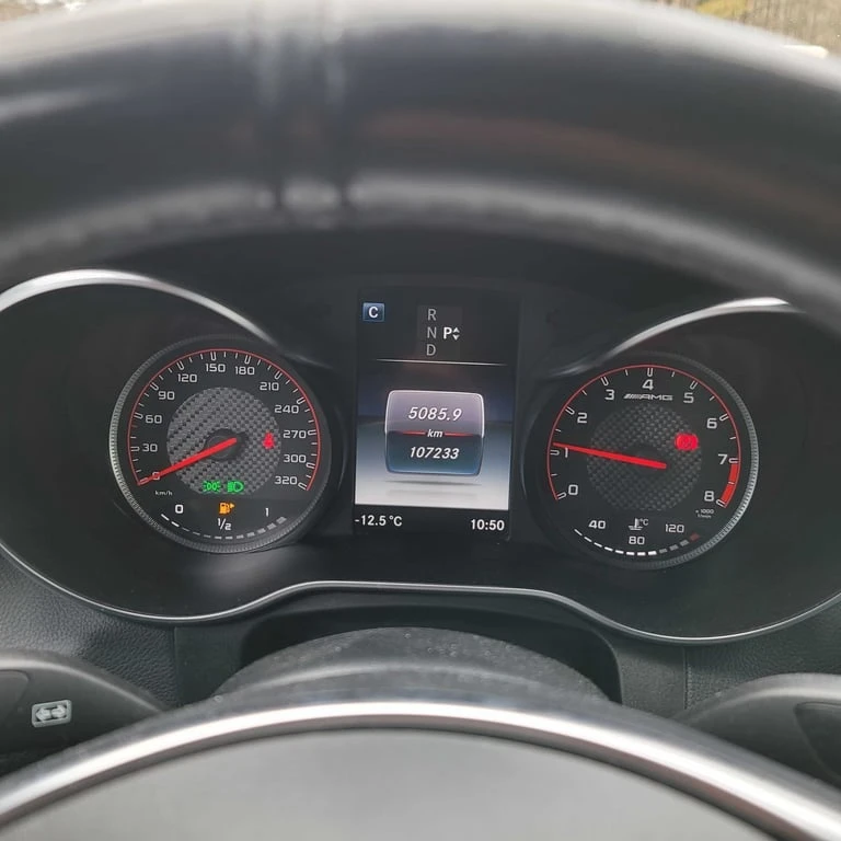 Mercedes-Benz GLC 63 AMG * S* CARFAX* 360* PANO* CARBON, снимка 8 - Автомобили и джипове - 53424887