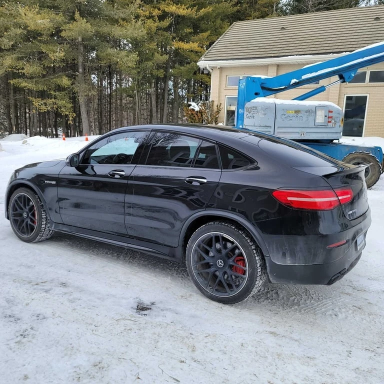 Mercedes-Benz GLC 63 AMG * S* CARFAX* 360* PANO* CARBON, снимка 2 - Автомобили и джипове - 53424887